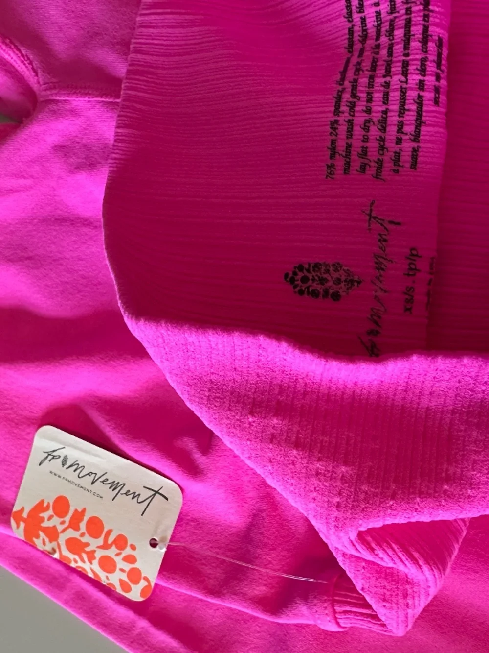 NWT Free People FP Movement Good Karma Leggings in Magenta | Size XS/S - Picture 8 of 11